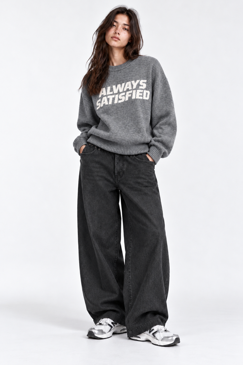 Hilo Graphic Jumper - Grey